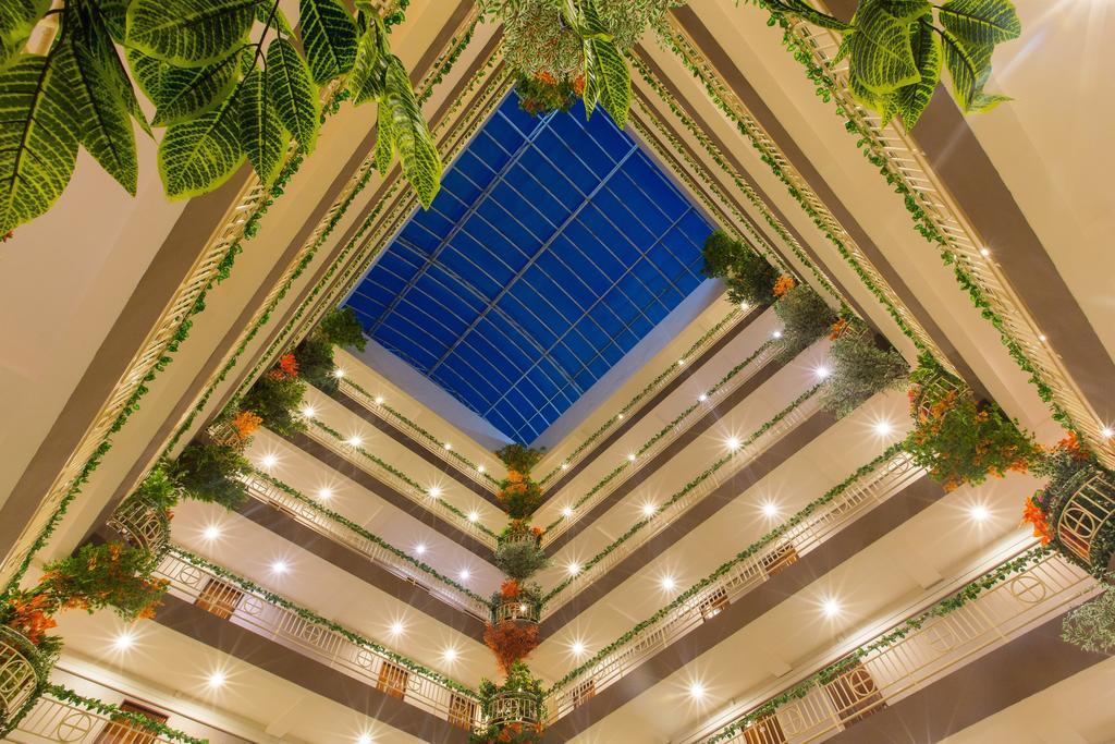 Hotel Three Seasons Bangkok Exterior foto